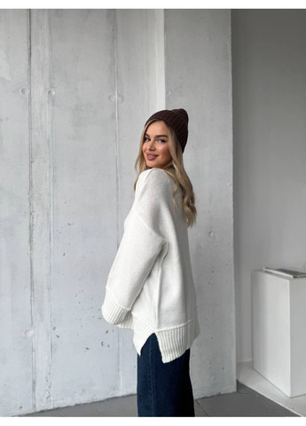 Белый демисезонный женский свитер пуловер No Brand