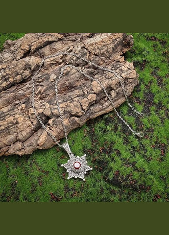 Кулон на цепочке в виде звезды или цветка, ретро стиль, красный камень, узоры, 4 см, цепочка 50 см Liresmina Jewelry (315623864)