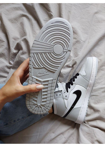 КРОСІВКИ ЖІНОЧІ NIKE AIR JORDAN 1 MID LIGHT SMOKE GREY V2 НАЙК АІР ДЖОРДАН No Brand сірі демісезони (368888085)