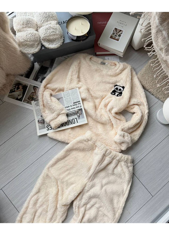 Бежевая зимняя махровая пижама теплая кофта + брюки Adelante