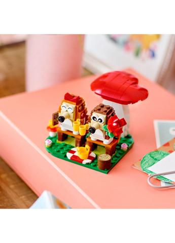 Конструктор Лего іконс Романтичний пікнік їжачків Icons 40711 Lego (372012649)