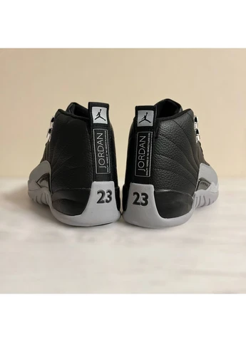 Комбіновані кросівки джордан 12 black grey 45 No Brand