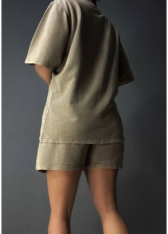 Костюм жіночий 25-02 варений тай-дай футболка та шорти з вишивкою бежевий Pepper&Mint (334098203)