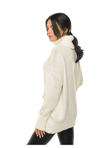 Молочный демисезонный свитер свободный женский SVTR