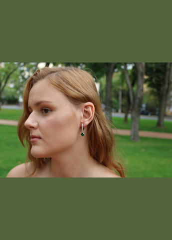 Срібні сережки з підвіскою Квадрат із Зеленими каменями срібло 925 проби Родоване 439 4.00г No Brand (307172924)