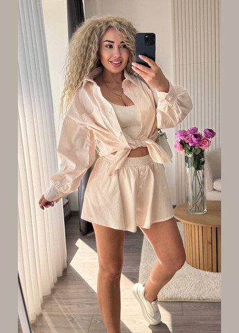 Женский костюм в полоску Україна (330582062)