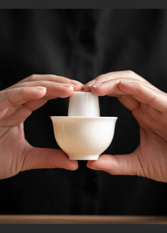 Тайваньская пара, фарфор ЯнЧжиЮй, 55+25мл No Brand (305137034)