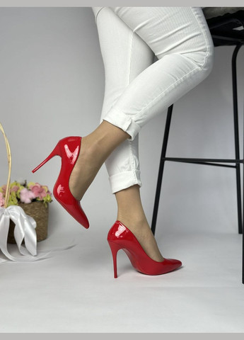 No Brand Ефектні жіночі туфлі червоний з, — демісезон (322788497)