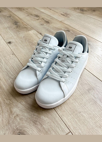 Белые демисезонные классические мужские кроссовки No Brand