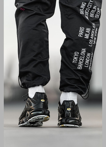 Чорні Осінні кросівки чоловічі nike air max tn plus black | найк аір макс тн плюс чорні No Brand
