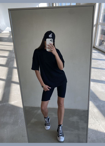 Жіночий костюм у спортивному стилі футболка + велосипедки MonCher (330618314)