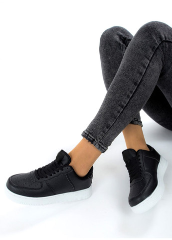 Черные демисезонные кроссовки женские Fashion