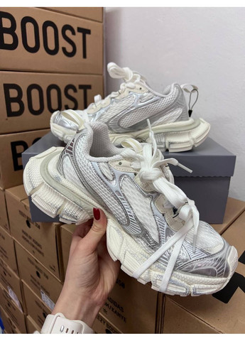 Світло-сірі всесезонні кросівки 3xl silver Balenciaga