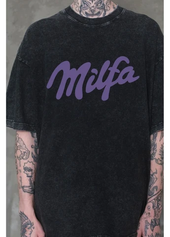 Черная вываренная оверсайз футболка washed с принтом milfa с коротким рукавом Without