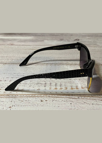 Очки женские солнцезащитные бабочка черный градиент с текстурным принтом LIGHT (315889503)