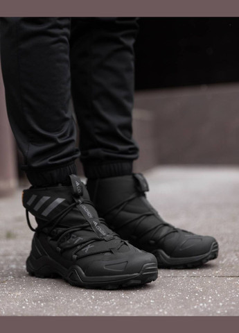 Черные зимние ботинки Vakko