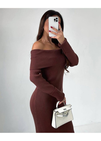 Бордовое платье No Brand