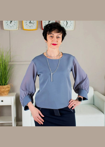 Сіра блуза з шифоновими рукавами 121 молочна. No Brand