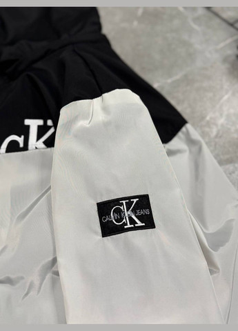 Сіра вітровка No Brand