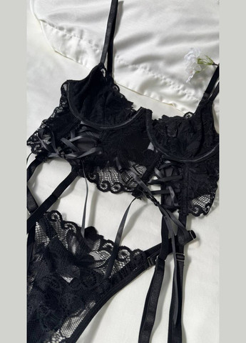 Чорний корсетний комплект жіночої білизни з гартерами Simply sexy