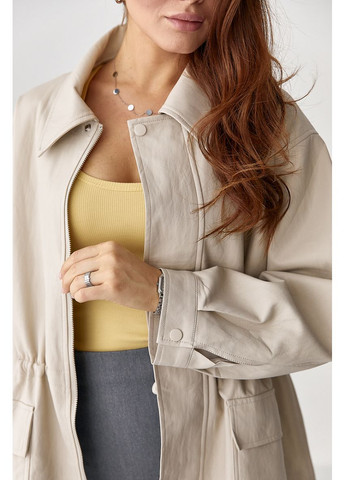 Бежева демісезонна жіноча подовжена куртка зі шкірозамінника. Lurex Куртка из кожзама