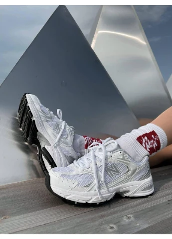 КРОСІВКИ ЖІНОЧІ NEW BALANCE 530 SILVER WHITE НЬЮ БЕЛАНС 530 No Brand білі демісезони (367173125)