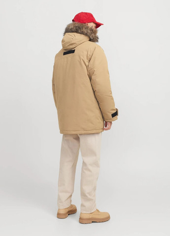 Бежевая зимняя куртка Jack & Jones