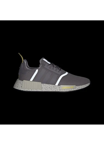 Серые кроссовки мужские nmd_r1 shoes grey gx9534 adidas