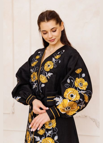 Чорний зимній жіноча вишита сукня харизма чорна з золотистим Galychanka 7102