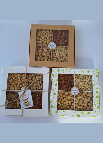 Подарунковий набір горішків у білій коробочці з прозорим віконцем 450 грамів Царство Меду (324627828)