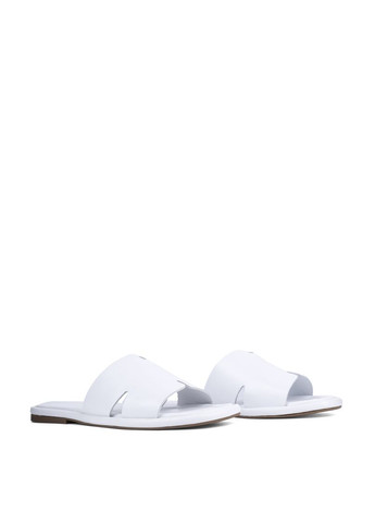 Белые женские шлепанцы 022 401 голубой кожа Attizzare