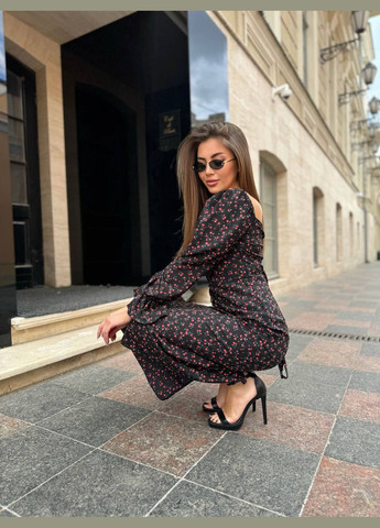 Чорна красива ніжна чорна сукня-максі з відкритими плечима і шнурівкою ззаду, літня сукня з довгим рукавом. No Brand