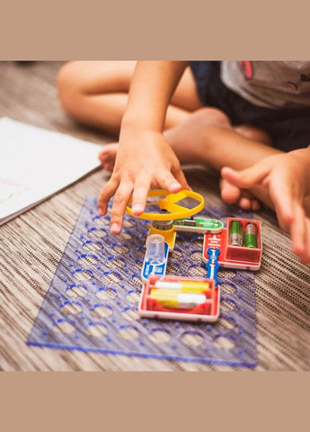 Электронный конструктор "320 СХЕМ" D70707 звук и свет DOKA (343274967)