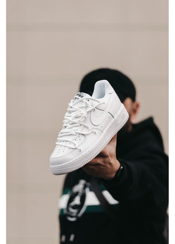 Білі Осінні кросівки чоловічі nike air force 1 white v2 найк аір форс 1 преміум No Brand