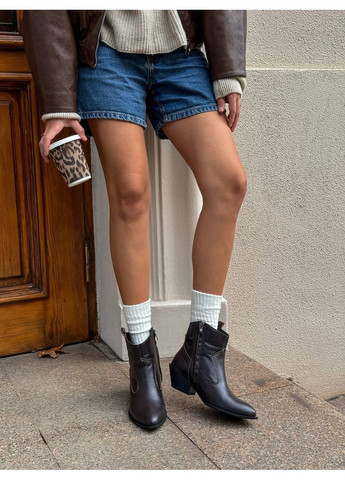 Зимние стильные женские козаки казаки No Brand без декора