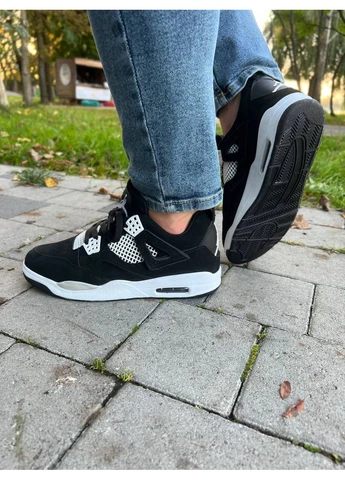 Белые демисезонные кроссовки мужские nike air jordan 4 black white найк аир джордан белые No Brand