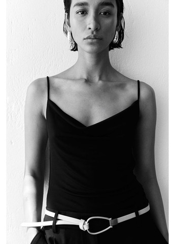 МАЙКА ЖІНОЧА ЧОРНА НА БРЕТЕЛЬКАХ - L/XL H&M — 367047921