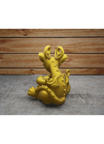 Статуетка дракона з монетою - символ 2024 року. ЗаСвіт (280940699)