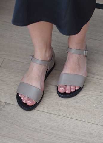 Бежевые босоножки женские из натуральной кожи Zlett с ремешком