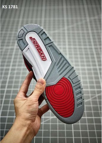 Комбіновані Осінні кросівки чоловічі nike jordan legacy 312 найк аір джордан No Brand