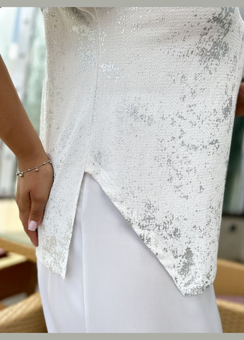 Футболка с вырезом No Brand - (298075580)