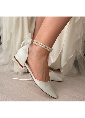 Жіночі жіночі балетки весільні шкіряні з ремінцем з перлами та брошкою перли (знімається) - б-0003-6 | білі однотонні брошка штучна шкіра (356117130)