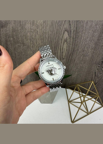 Стильные женские наручные часы кварцевые с металлическим ремешком серебро (sku_1721С) No Brand (346078113)