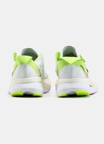 Белые демисезонные кроссовки мужские adidas adizero boston 12 white black green pink | адидас адизеро бостон 12 белые No Brand