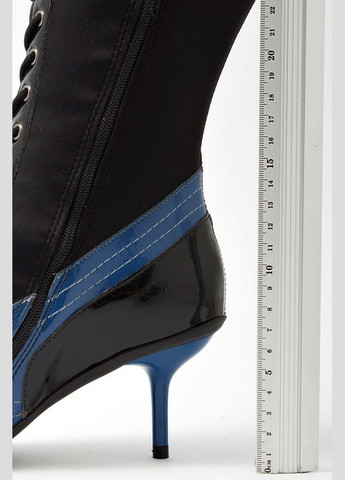 Осенние женские высокие сапоги на шнуровке и каблуке s-04b черный Arezzo