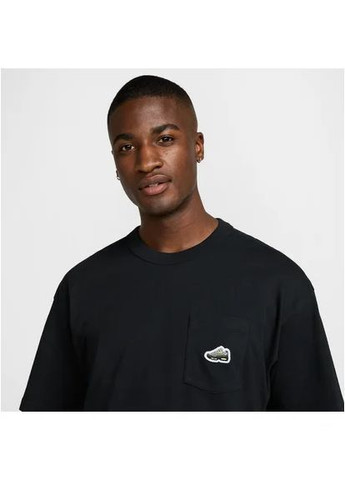 Черная мужская u nsw tee m90 snkr patch pkt hj0574-010 Nike футболка