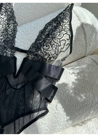 Боді чорне сіточне з акцентом на бюст та V-подібним вирізом Vital-Textile 924/9 (361853779)