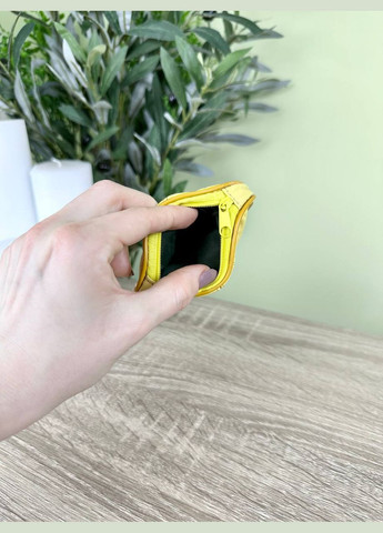 Жіночий маленький гаманець монетниця на застібці поцілунок Classic (334256419)