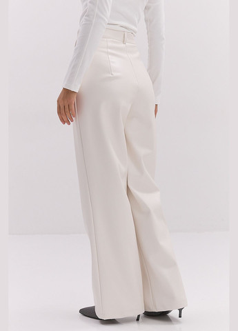 Жіночі прямі штани з екошкіри чорні Arjen (317233810)