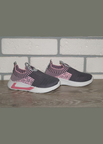 Сірі літні кросівки текстильні для дівчинки літні сірі з рожевим No Brand Comfort